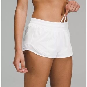 Lulu Lemon Hotty Hot 2.5” Athletic Shorts